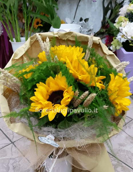 Bouquet  di girasoli (contattarci per la disponibilità di girasoli)