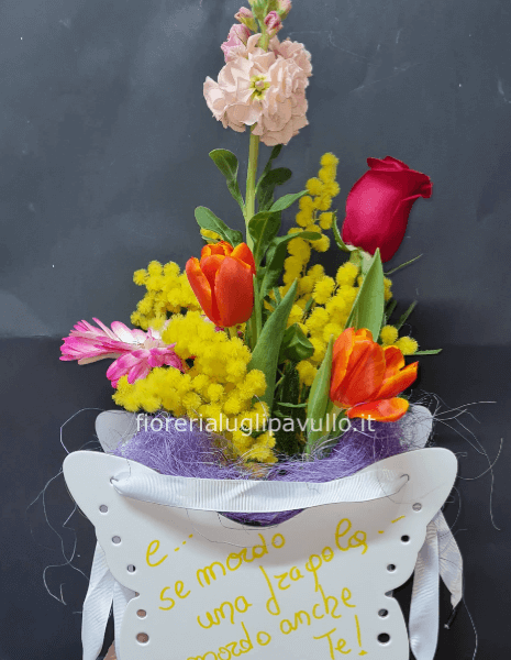 flowers box di diversi tipi e colori con fiori misti