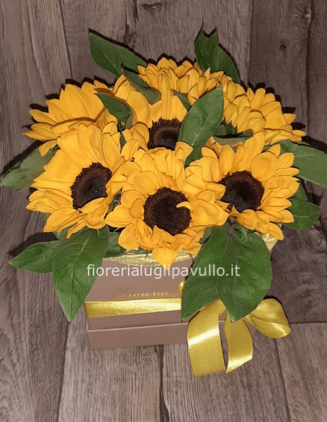 flowers box a cubo di vari colori (beije, nera, grigia)