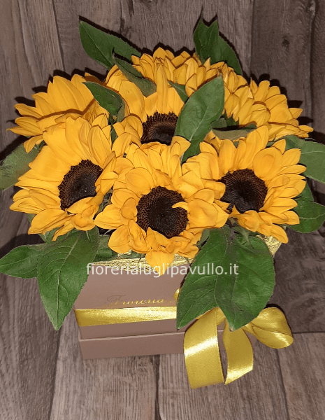 flowers box con girasoli a raso