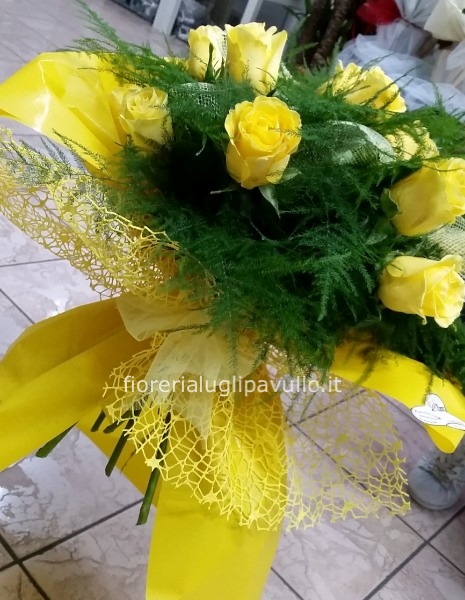 boquet Penelopy rose gialle 